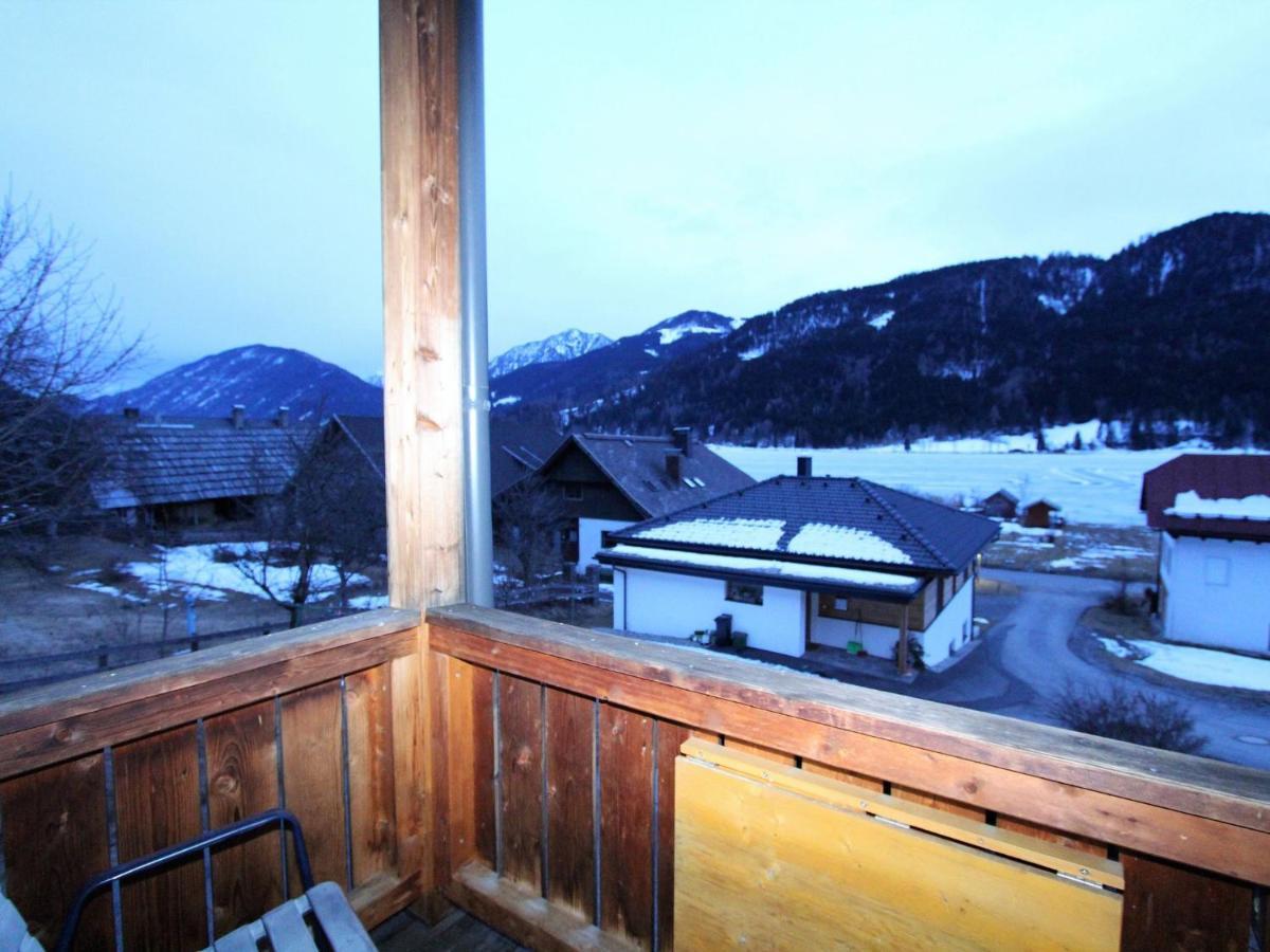 Cosy Apartment In Weissensee Near Ski Lift 외부 사진