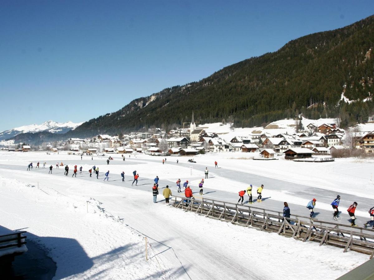 Cosy Apartment In Weissensee Near Ski Lift 외부 사진