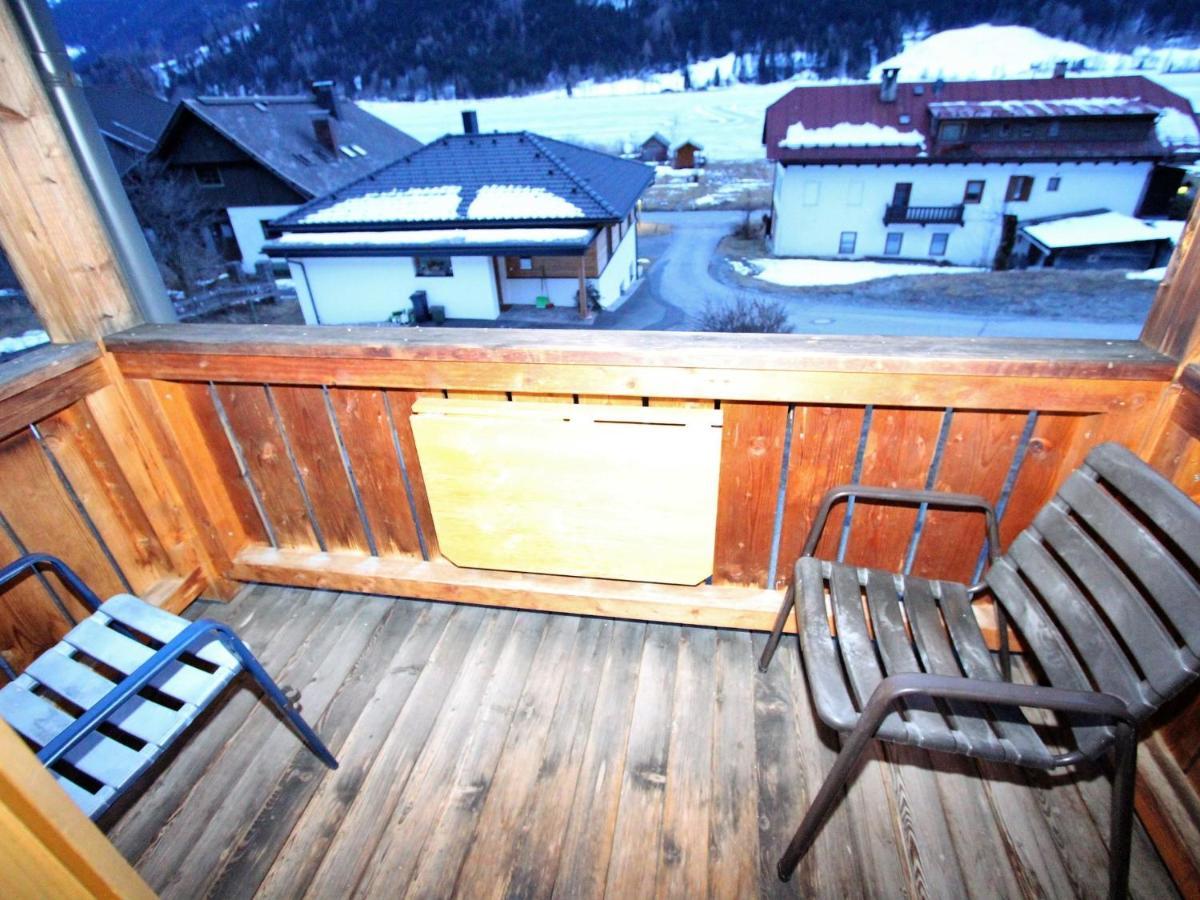 Cosy Apartment In Weissensee Near Ski Lift 외부 사진